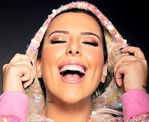 Ana Clara fará live com sucessos do pagode e samba