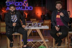 Diego e Arnaldo dão start em lançamento de DVD