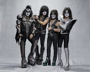Kiss anuncia novas datas para os shows no Brasil em 2021