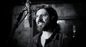 Baterista dos Titãs, Mario Fabre lança trabalho solo-