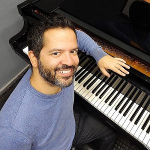Composições de Luiz Castelões ganham espaço na volta dos concertos presenciais pelo mundo