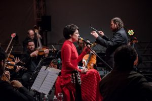 Orquestra Ouro Preto e Fernanda Takai