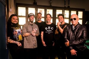 Marcus Menna lança música em parceria com  Detonautas