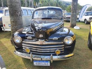 Maior encontro de veículos antigos do Brasil acontece no interior de São Paulo