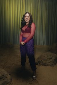 Tidal apresenta Arena: Mari Fernandez vs. Winnit batalhando rima em uma mistura de rap e piseiro
