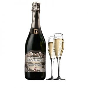 Biquini lança espumante para o fim de ano