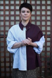 Fernanda Takai homenageia Nelson Motta em “Como uma Onda”