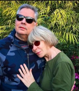 Prêmio UBC 2024 homenageia Rita Lee e Roberto de Carvalho