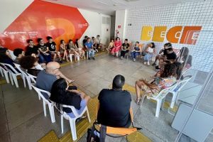 Clube de Leituras Estranhas da Bece discute o livro Oração para desaparecer, de Socorro Acioli