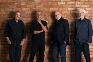 Boca Livre apresenta show “Rasgamundo” no Teatro RioMar Fortaleza