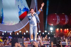 Lotação e portões fechados marcam noite histórica no São João de Maracanaú