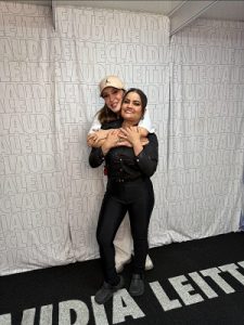 Mara Pavanelly e Claudia Leitte em evento no Ceará