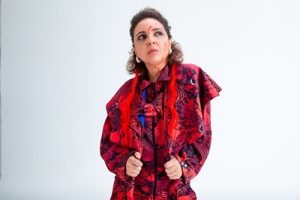 Luh Lívia lança novo EP com show no Teatro Chico Anysio