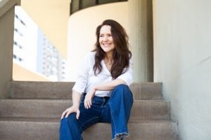 Kátia Freitas encerra temporada do show dos 30 anos do disco “K”