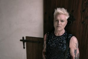 Andy Bell faz no turnê no Brasil