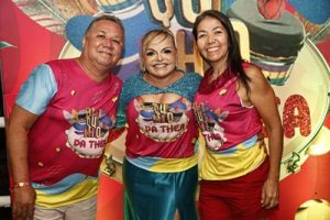 Théa Moreira realiza Carnaval antecipado
