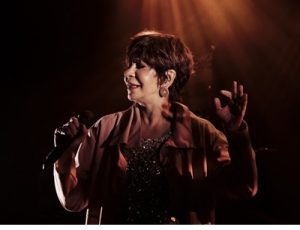 Sandra Pêra homenageia Gonzaguinha com show no Theatro José de Alencar