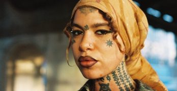 Greentea Peng faz show em Curitiba