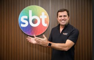 Rodrigo Bocardi assina com o SBT