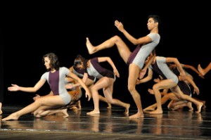 ABERTURA DA 8ª BIENAL INTERNACIONAL DE DANÇA DO CEARÁ NESTA SEXTA-FEIRA