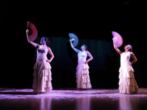 ESPETÁCULO MESCLA  COREOGRAFIA FLAMENCA COM A POESIA DE JOÃO CABRAL DE MELO NETO