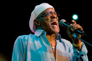 BILLY PAUL NO BNB CLUBE
