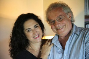 Francis e Olivia Hime apresentam o show “Dois Franciscos” no Coco Bambu Lounge & Music