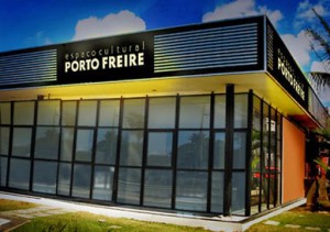 Oficinas e exposição no Espaço Cultural Porto Freire
