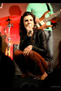 Mariana Aydar faz show no Dragão do Mar