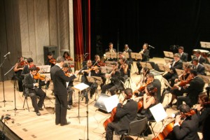 Orquestra Sinfônica da UECE em concerto no Theatro José de Alencar
