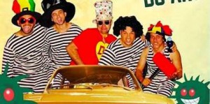 Cover dos Mamonas Assassinas no Shopping Benfica