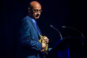 Sérgio Rodrigues é o grande vencedor do Prêmio Portugal Telecom de Literatura 2014
