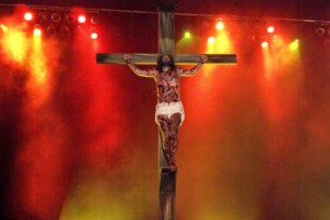 Paixão de Cristo espera público de 10 mil pessoas ao Aterro da Praia de Iracema