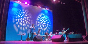 Show de música instrumental em escola pública