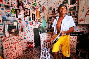 Exposição Sapateiro Alves: amigo do pobre, conhecido do rico, entra em cartaz no Estoril