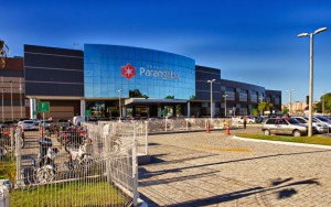 Shopping Parangaba comemora Dia Internacional da Mulher com oferta de serviços de beleza