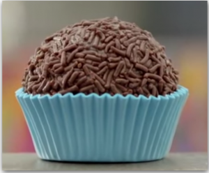 Nova campanha da TIM compara brigadeiro e internet