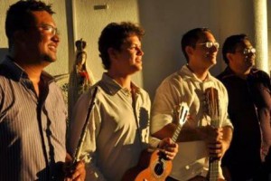 Alexandre Ribeiro e grupo Murmurando no projeto Quinta Acústica