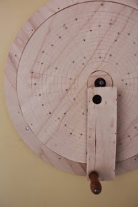 Últimos dias de visitação do 66º Salão de Abril tem ação educativa e performance deThiago Salas