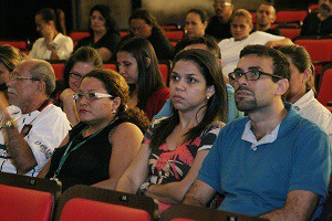Secult realiza sessão especial para servidores no Cineteatro São Luiz