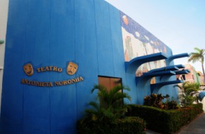 Teatro Antonieta Noronha recebe apresentações do 19º Festival de Esquetes de Fortaleza nesta segunda-feira (29)