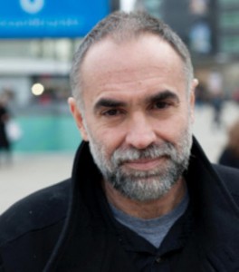 Vila abre vagas para ouvintes para o módulo direção de ator com Karim Aïnouz