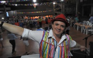 Forró no projeto Recital e Feira Cordel com a Corda Toda