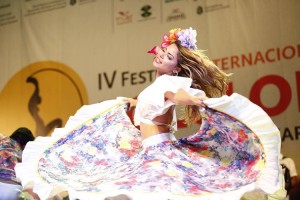 Espetáculo de dança no projeto Sesc Convida