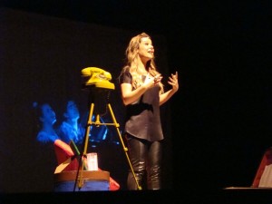 [RS] Fernanda Souza apresenta espetáculo em Novo Hamburgo e Porto Alegre