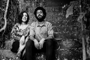 [RJ] Duo Laura Lagub e Pitter Rocha fazem show no Bar Semente, na Lapa