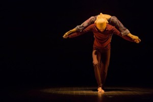 Espetáculo “Os Miseráveis: O Oléo da Máquina” abre programação do Teatro Carlos Câmara