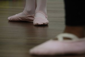 Edital de Seleção para o Curso de Formação Básica em Dança da Vila das Artes continuam com inscrições abertas