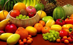 Hidratação e alimentação saudável são aliadas para um bom carnaval