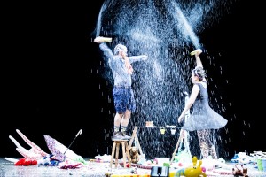 Espetáculo “As Fadas” faz temporada aos domingos  no Teatro Carlos Câmara